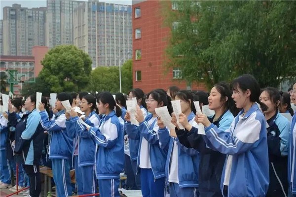 高考倒计时10天丨希君生羽翼 一化北溟鱼