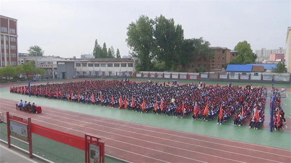 正阳县第二初级中学开展法治宣讲活动