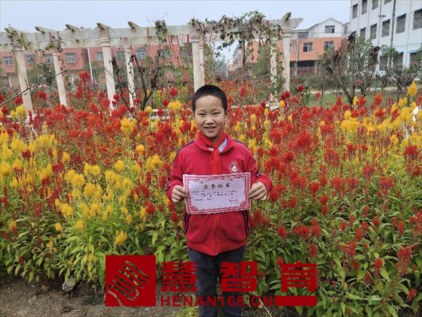 我的语文老师确山县杨店博源双语学校四年级：李铭轩