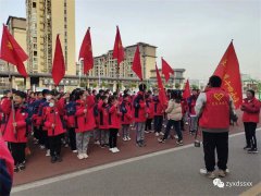 正阳县第十四小学“学习二十大，志愿新时代”植树节主题活动
