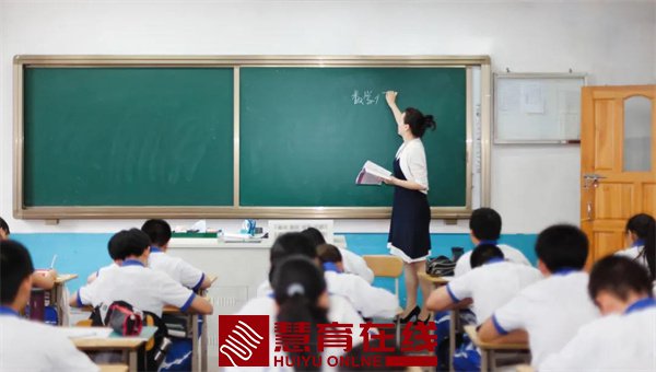 学校乱收费，家长可投诉！