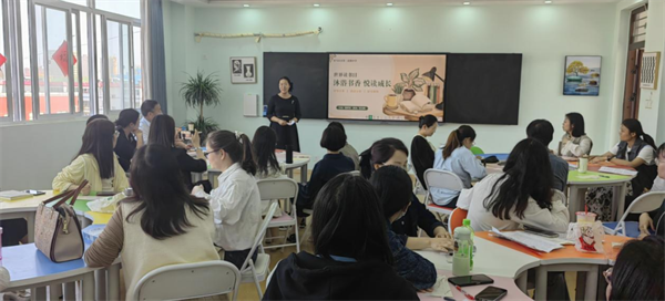 沐浴书香，悦读成长——驻二高组织开展“世界读书日”主