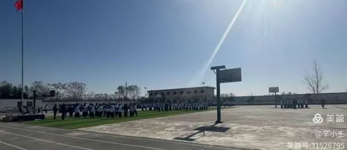 彭桥中心学校举办朗诵比赛活动