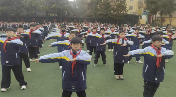 正阳县第三小学举办广播体操比赛