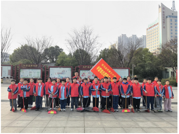 驻马店市第三小学开展学雷锋志愿服务活动