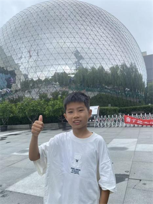 罗栎洋图片1