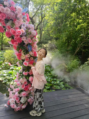 赵芸朵 图片1