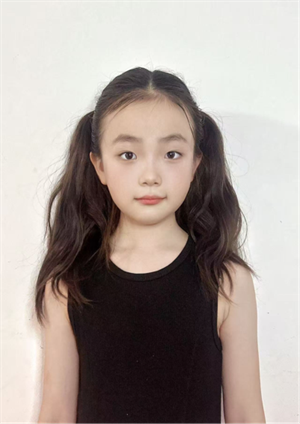 2崔子涵 图片1