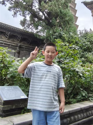 11黄弈博图片1